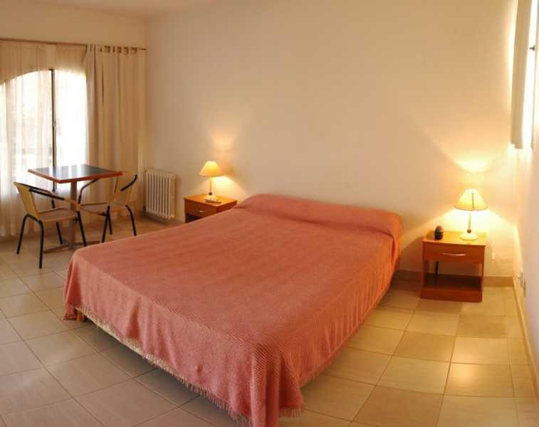 Hostal Victoria Villa Giardino Habitación foto
